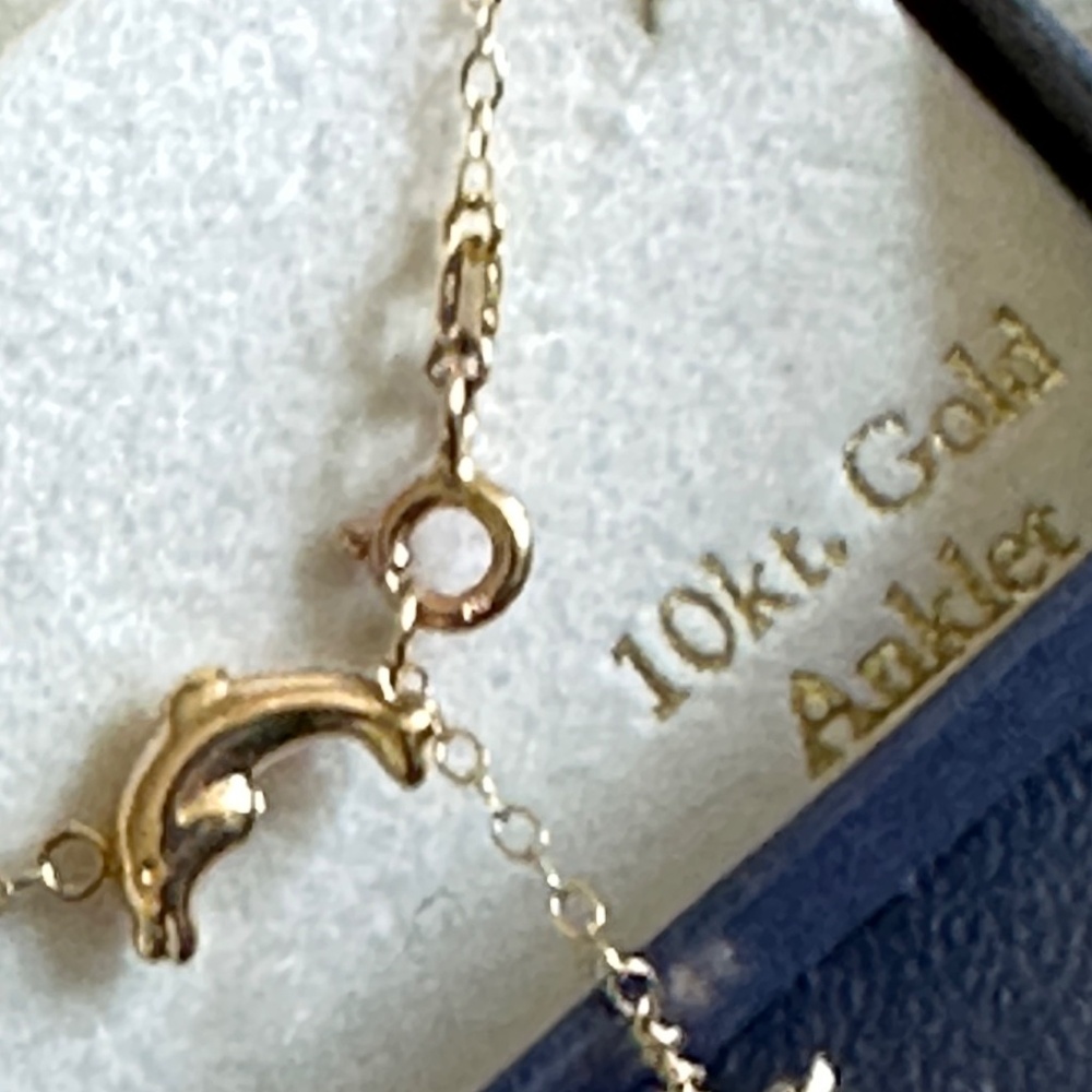 10K Yellow Gold Dolphin Ankle Bracelet .92grams weight - Picture 2 of 4